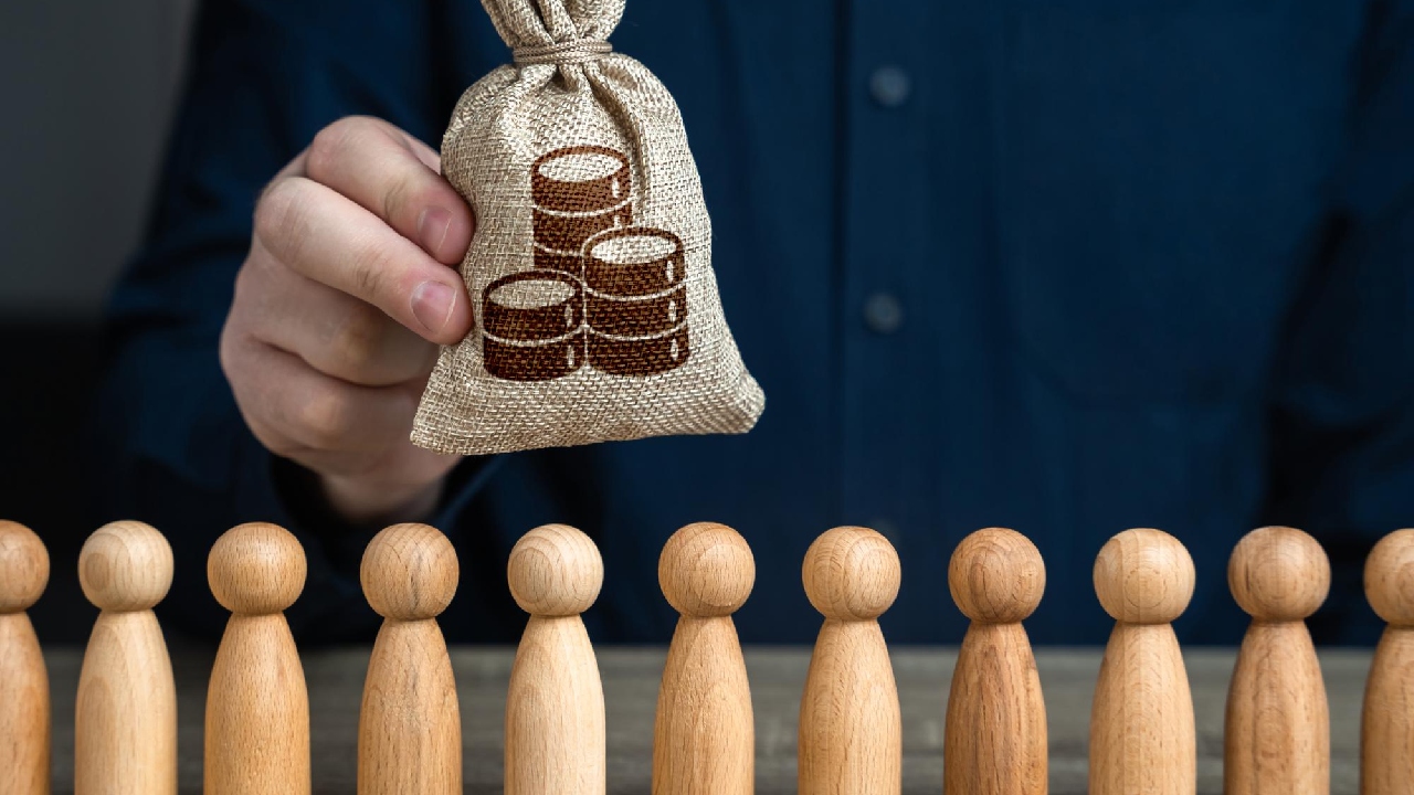 perbedaan gross margin dan contribution margin