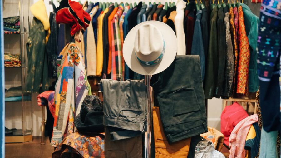 fast-fashion-dan-slow-fashion-apa-sih-bedanya