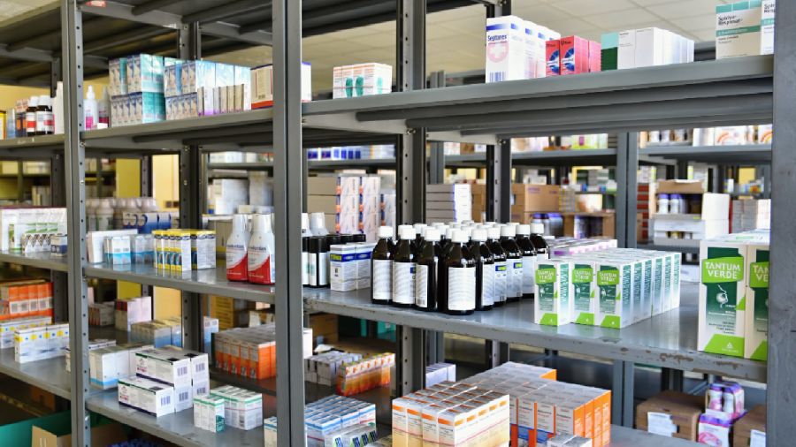 obat-kedaluwarsa-lolos-ke-pelanggan-apotek-kamu-butuh-ini