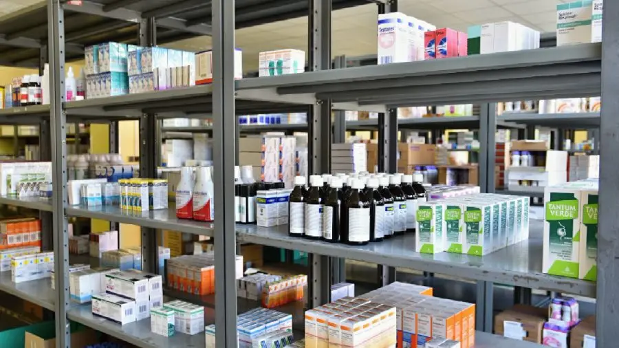 obat-kedaluwarsa-lolos-ke-pelanggan-apotek-kamu-butuh-ini