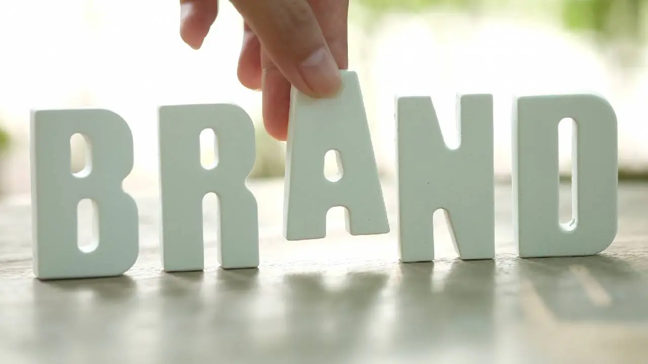 strategi-bangun-brand-trust-biar-bisnis-makin-kuat-pelanggan-makin-loyal