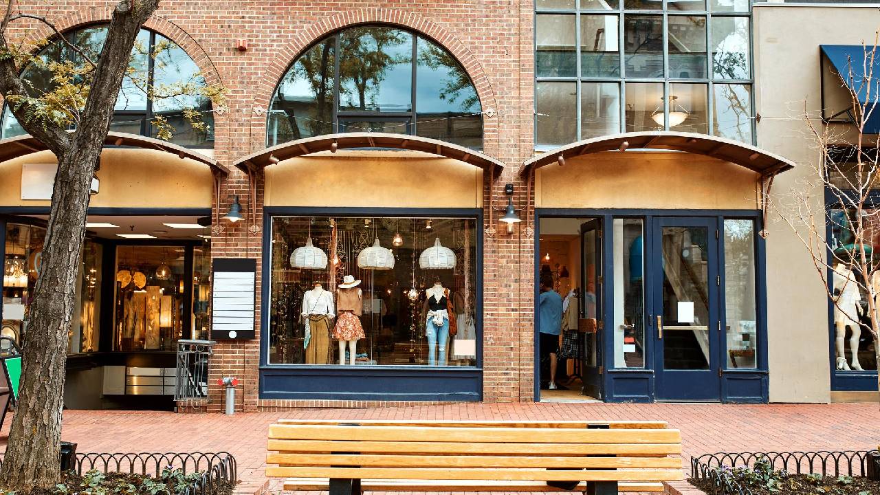 tips-memilih-lokasi-usaha-yang-strategis-bikin-pelanggan-auto-ngelirik