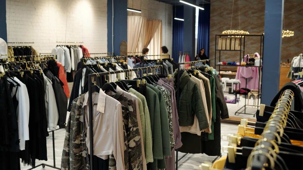 trik-atur-display-dan-stok-agar-pelanggan-betah-belanja